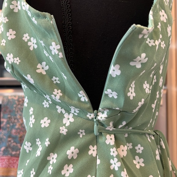 Princess Polly Sage Floral Mini Dress - Picture 6 of 6